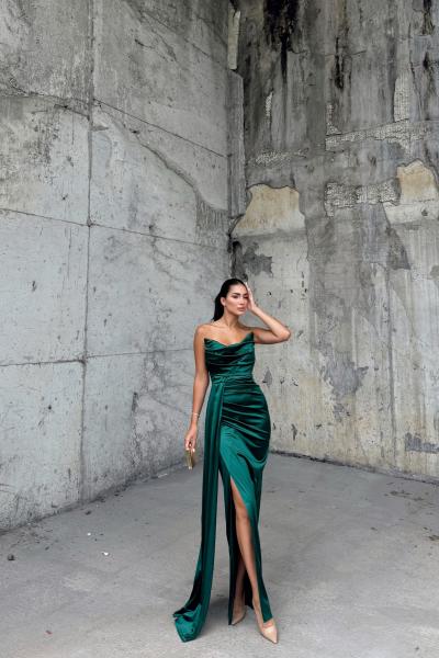 Evan Straplez Ön Detay Saten Abiye 9323 Zümrüt