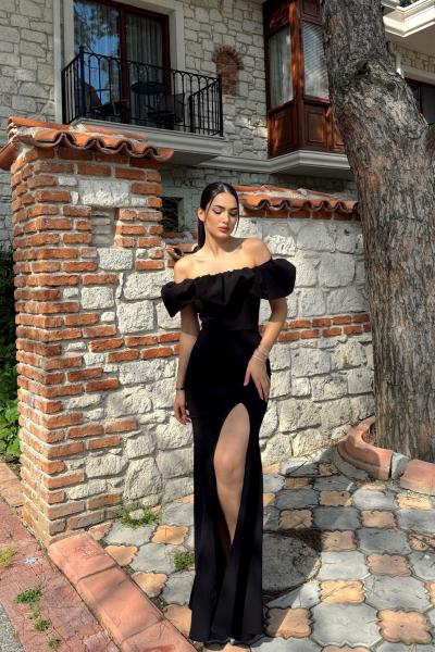 Katre Yaka Fırfırlı Yırtmaçlı Abiye 582834 Siyah