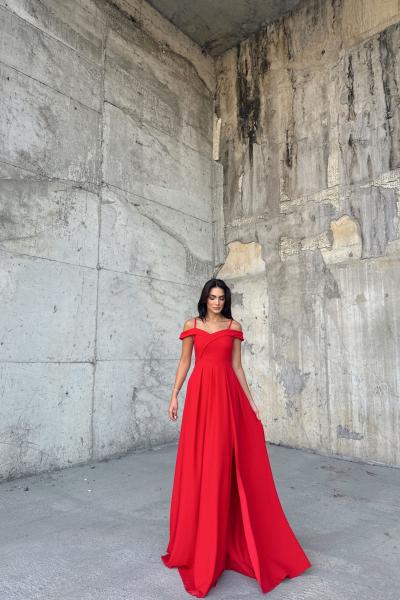 Omuzları Düşük Yırtmaçlı Abiye 58871 A16x Kırmızı