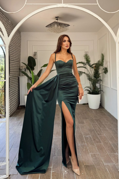 Pamela Yırtmaç Detay Kuyruklu Abiye 582234 Zümrüt